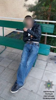 Вранці в Ужгороді зіткнулися дві машини – 05