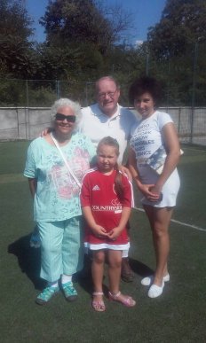 Діти учасників АТО із Закарпаття отримали спортивну форму зі США – 01