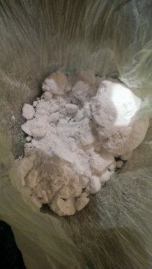 Працівники СБУ припинили діяльність "наркомаркету" в Ужгороді – 03