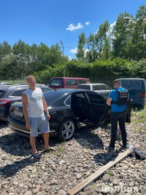 Поблизу кордону на Закарпатті затримали жителів Донеччини – 03 Поблизу кордону на Закарпатті затримали жителів Донеччини – 03