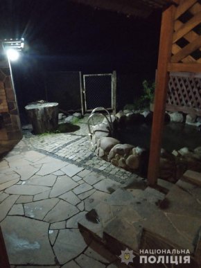 На Мукачівщині відпочинок закінчився стріляниною. Постраждало 3 людей – 01 На Мукачівщині відпочинок закінчився стріляниною. Постраждало 3 людей – 01