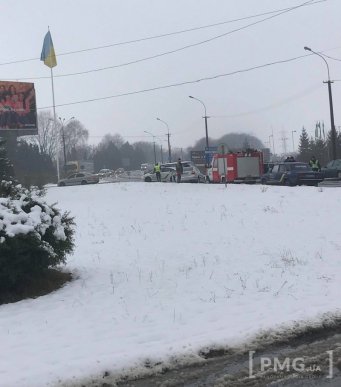 У Мукачеві сталась ДТП: зіткнулись дві "Шкоди" – 04