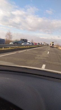 Внаслідок ДТП у Ракошині на трасі Київ-Чоп утворились кілометрові затори – 03