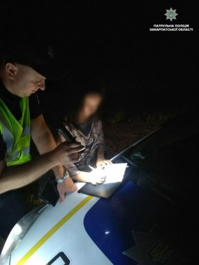 П’яна жінка вночі роз’їжджала містом – 01