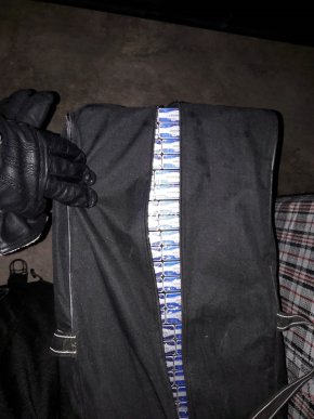 На Закарпатті затримано дипломата, який перевозив значну партію сигарет – 04