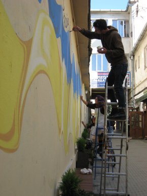 Ужгородські художники по-патріотичному розмалювали Пасаж (ФОТОФАКТ) – 01 Ужгородські художники по-патріотичному розмалювали Пасаж (ФОТОФАКТ) – 01