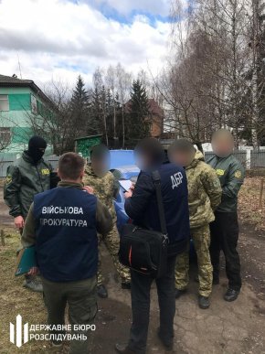 Закарпатські прикордонники шантажували свого колегу – 04 Закарпатські прикордонники шантажували свого колегу – 04