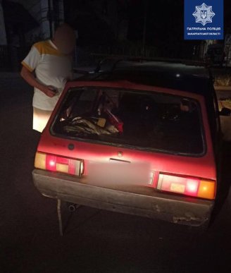 У Барвінку вночі сталась ДТП. Винуватець аварії втік – 01