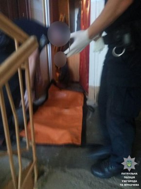 У Мукачеві чоловік покинув свою співмешканку у нелюдських умовах – 03