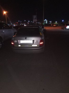 У Мукачеві штрафують "героїв парковки" – 03