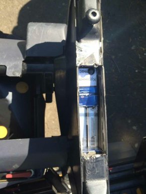 На Закарпатті угорець позбувся свого автомобіля через перевезені контрабандні цигарки – 02