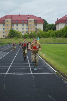 Мукачівські прикордонники вшанували пам’ять своїх колег забігом – 05