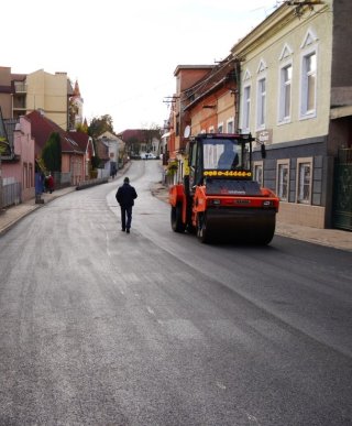 В Ужгороді оновили вулицю Підгірну – 03