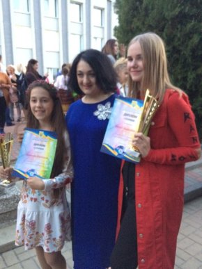 Мукачівка Анастасія Балог перемогла на фестивалі-конкурсі "Вернісаж. ЕнергоФест" – 03