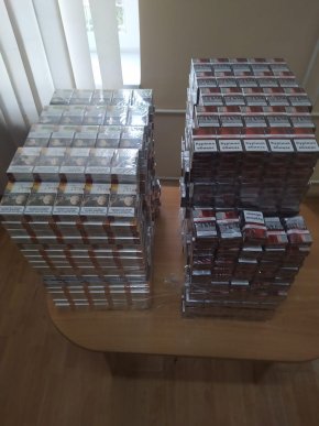 У Виноградові викрили склад із понад 83 тисячами блоків контрафактних цигарок – 02 У Виноградові викрили склад із понад 83 тисячами блоків контрафактних цигарок – 02