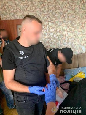 Поліція затримала зловмисника з іншої області, який обікрав будинок на Мукачівщині – 05 Поліція затримала зловмисника з іншої області, який обікрав будинок на Мукачівщині – 05