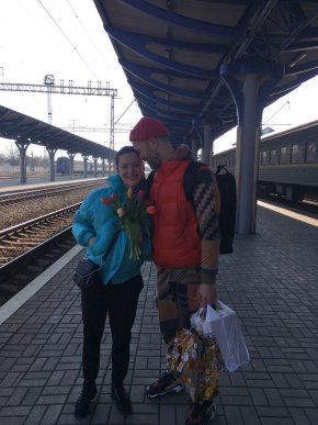 На Закарпаття разом із дружиною приїхав відомий український співак – 02