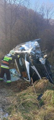 Рятувальники розповіли про аварію на Ужгородщині, в якій постраждало 2 людей – 02