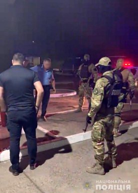 Заїхав через КПП "Лужанка": в області викрили злочинну схему – 06 Заїхав через КПП "Лужанка": в області викрили злочинну схему – 06