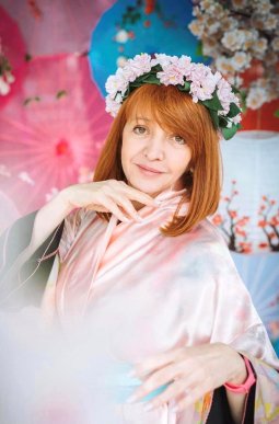 «Острівець Японії»: в Ужгороді провели акцію «Фото патріота» з сакурами – 14