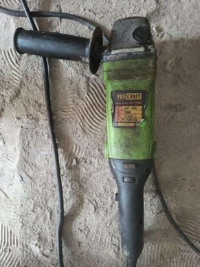 У ромському поселенні на Мукачівщині знайшли чимало крадених речей: опубліковано фото – 11