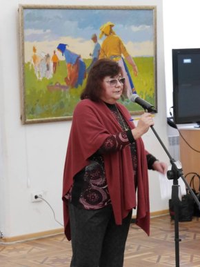 В Ужгороді відкрили виставку полотен Гаврила Глюка – 13