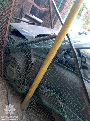 П’яний водій скоїв аварію на Закарпатті – 04