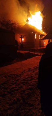 Підозрюють підпал: напередодні Водохреща в області згорів храм – 02 Підозрюють підпал: напередодні Водохреща в області згорів храм – 02