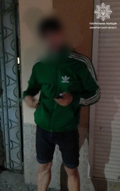 Патрульні розшукали крадіїв раритетного мотоцикла – 02 Патрульні розшукали крадіїв раритетного мотоцикла – 02