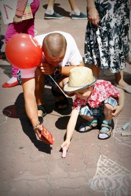 "Ласунка" підготувала мукачівцям незабутнє свято морозива – 02 "Ласунка" підготувала мукачівцям незабутнє свято морозива – 02