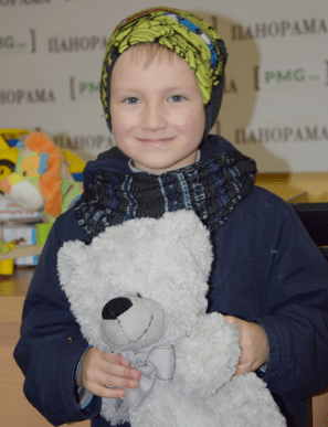 Робити добро легко: небайдужі вже принесли перші подарунки для діток – 01