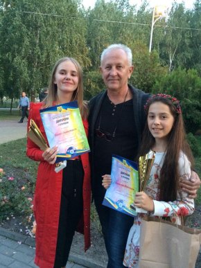 Мукачівка Анастасія Балог перемогла на фестивалі-конкурсі "Вернісаж. ЕнергоФест" – 04