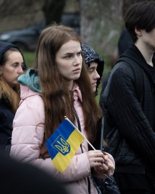 В Ужгороді провели в останню путь полеглого захисника – 04