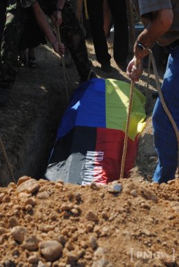 На Мукачівщині попрощались з бійцем "Правого сектору", який загинув у зоні АТО – 27