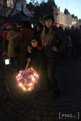 Парад ліхтариків та лицарські бої: як у Мукачеві відзначали День святого Мартина – 05