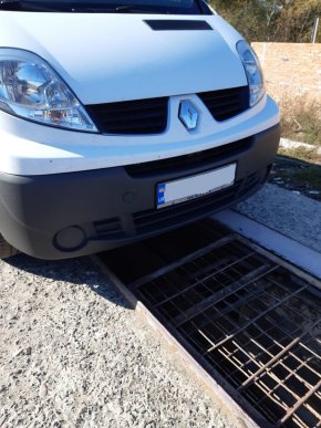 Службовий собака Сем винюхав контрабанду – 01