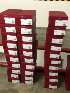 Одяг, пиво та шоколад, — митники вилучили чергову контрабанду – 03