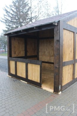 Сьогодні у Парку Перемоги у Мукачеві з’являться кілька дерев’яних будиночків – 05