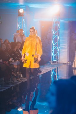 Мода заради життя: на Закарпатті відбувся ІІІ-й благодійний показ мод дизайнерки Роксолани Новак – 56