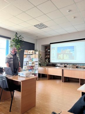 В УжНУ проводять лекції для переселенців про історію та культуру Закарпаття – 05 В УжНУ проводять лекції для переселенців про історію та культуру Закарпаття – 05