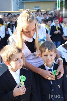 Свято Першого дзвоника відзначили у Мукачівській ЗОШ №1 ім. Пушкіна – 16