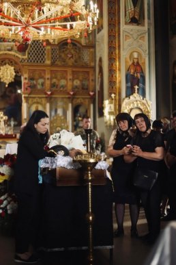 У Мукачеві поховали 31-річного війського 128-ої бригади – 02