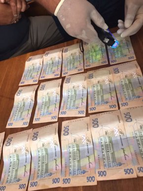 Закарпатський лікар погорів на хабарі. Гроші від пацієнтів брав систематично – 07 Закарпатський лікар погорів на хабарі. Гроші від пацієнтів брав систематично – 07