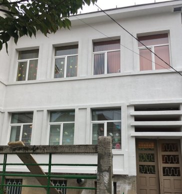 У мережі оприлюднили фото дитсадка, ремонт якого обурив частину мукачівців – 03