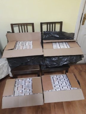 Двоє молодих закарпатців займались контрабандою сигарет – 03