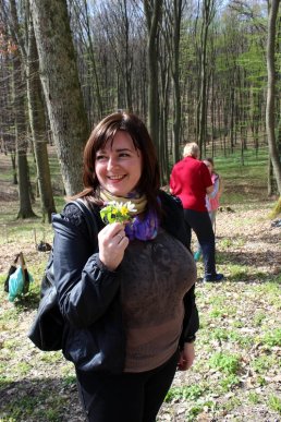 У Шевченківській алеї, що на Ужгородщині, відомі закарпатці висадили нові дерева – 01