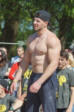 У Мукачеві змагались вуличні атлети – 07