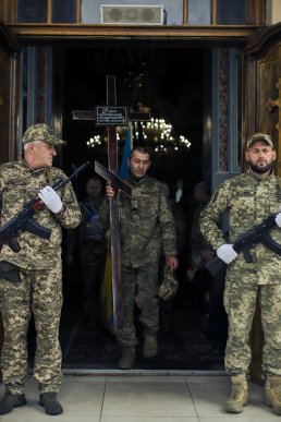 Мукачево прощалося з Героєм Володимиром Форосом – 03