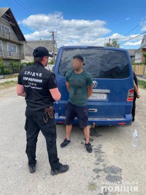 В області піймали "на гарячому" закарпатців, які переправляли чоловіків за кордон – 01