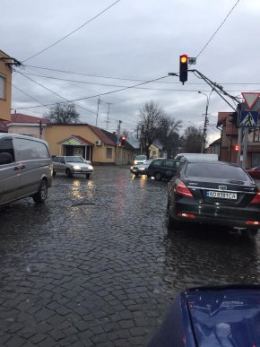 У центральній частині Мукачева сталась аварія – 01